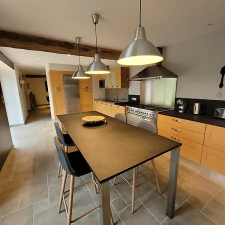 Casa vacanze Maisons De Familles Quiet Family-friendly Vacation With A *