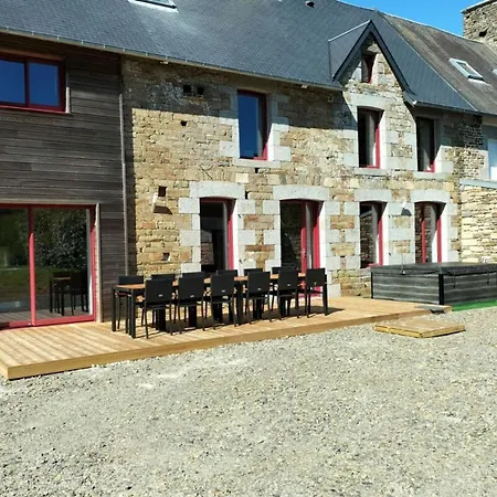Prázdninový dům Maisons De Familles Quiet Family-friendly Vacation With A